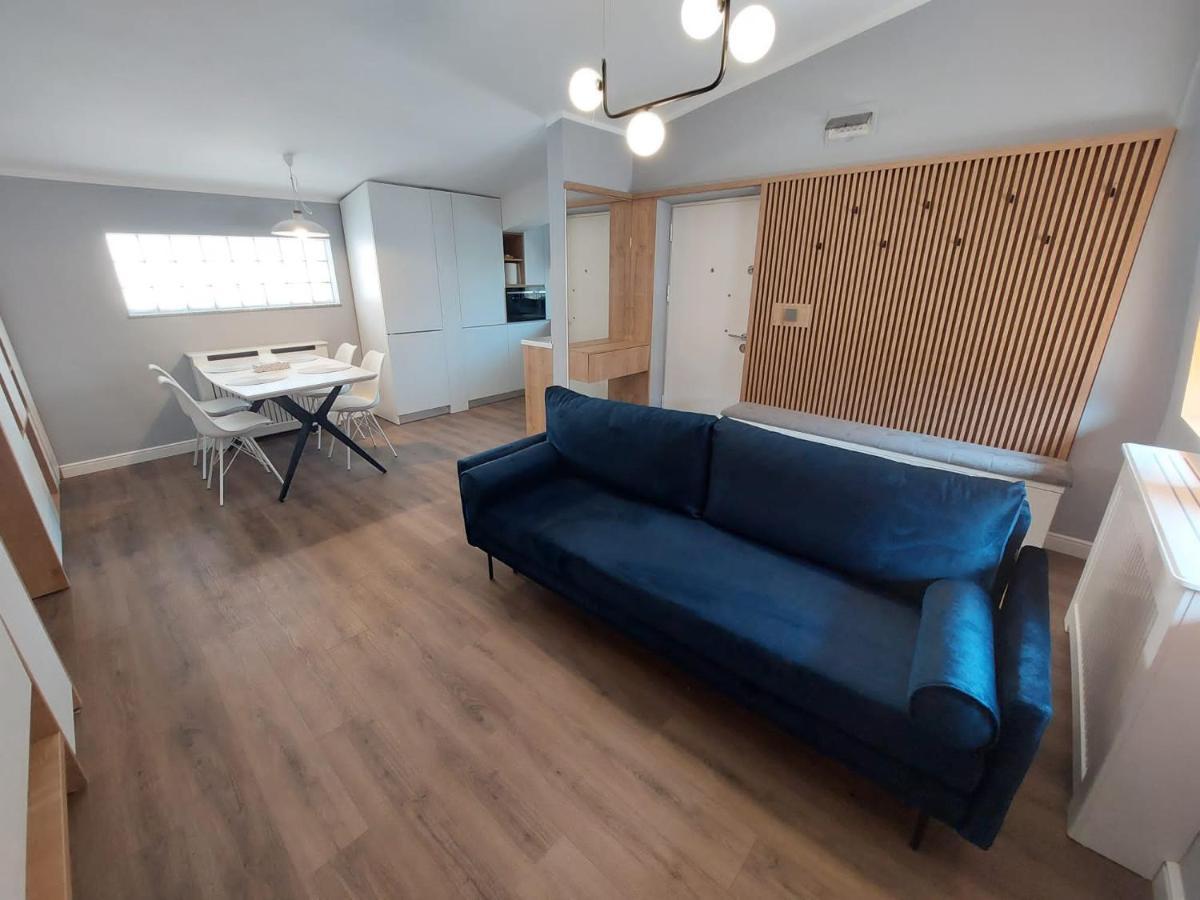 Lovely Apartment Ioana Тыргу-Нямц Экстерьер фото