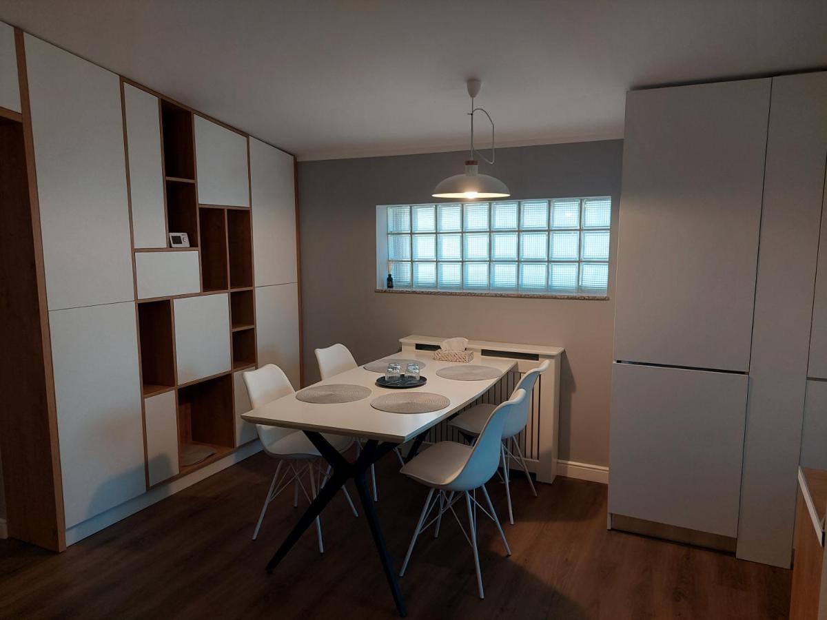 Lovely Apartment Ioana Тыргу-Нямц Экстерьер фото